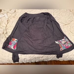 Vera Bradley Gray Scrub Jacket